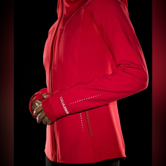 NWT Lululemon Cross Chill Jacket Hooded RepelShell Waterproof - Picture 5 of 7